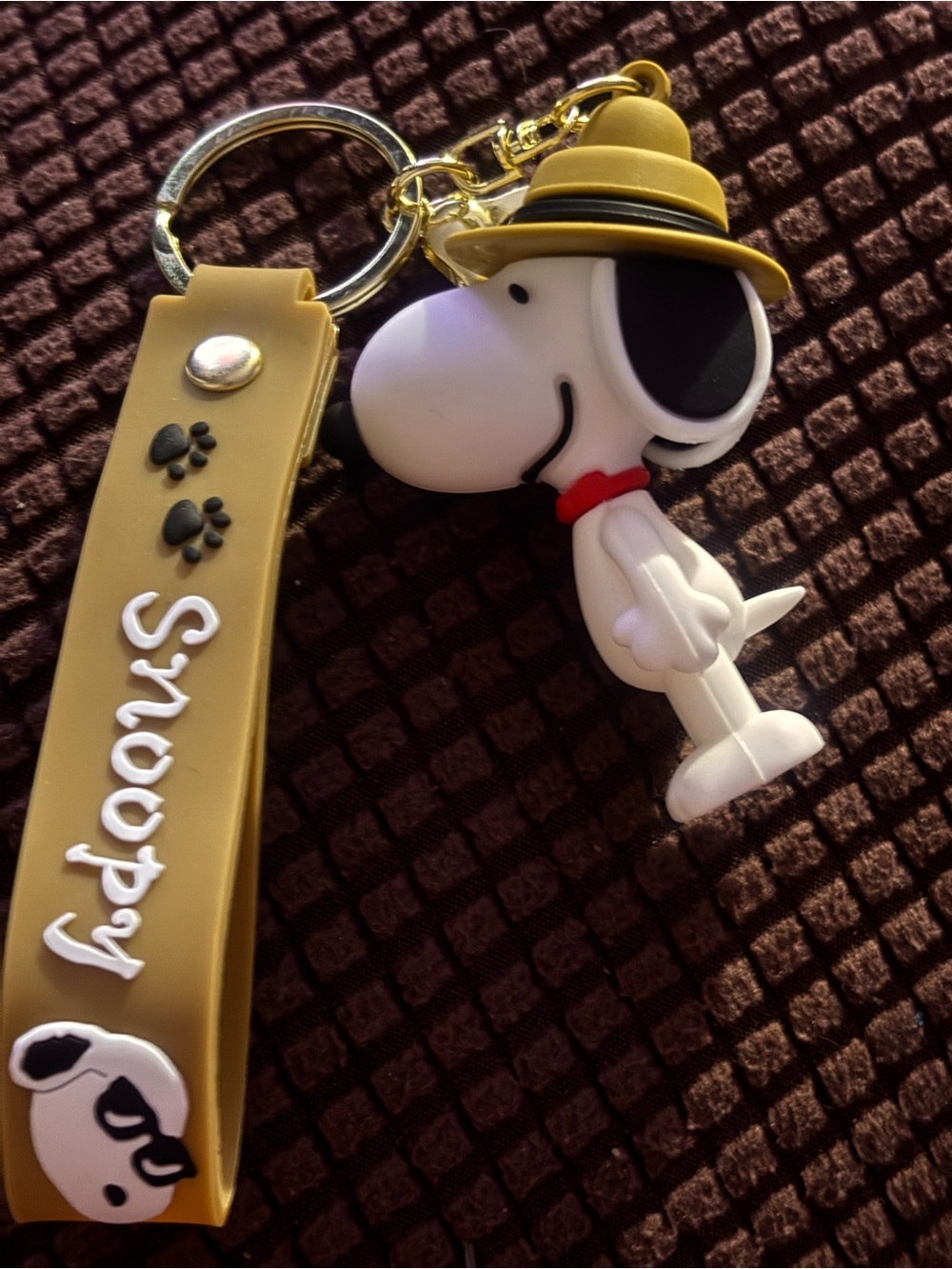 Snoopy Scout Hat Keychain | Cute Cartoon Dog Bag Charm - Picture 3 of 3